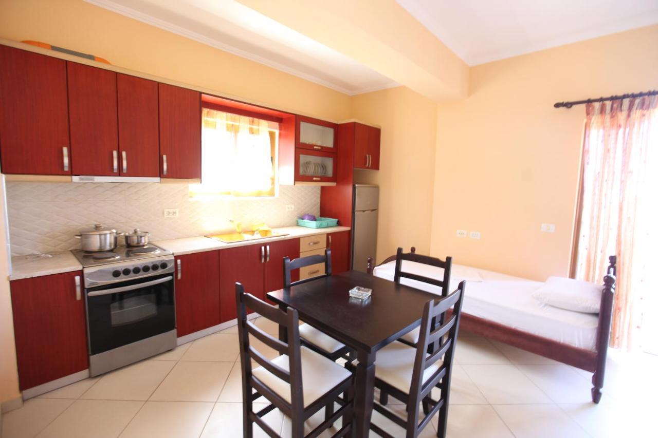 Vila Jakupi Sarandë Exterior foto