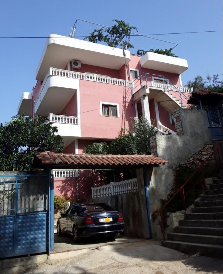 Vila Jakupi Apartamento Sarandë Exterior foto