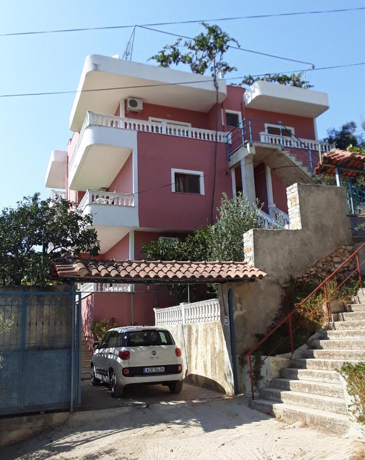 Vila Jakupi Apartamento Sarandë Exterior foto